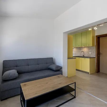 Nina - Patrik Apartamento *